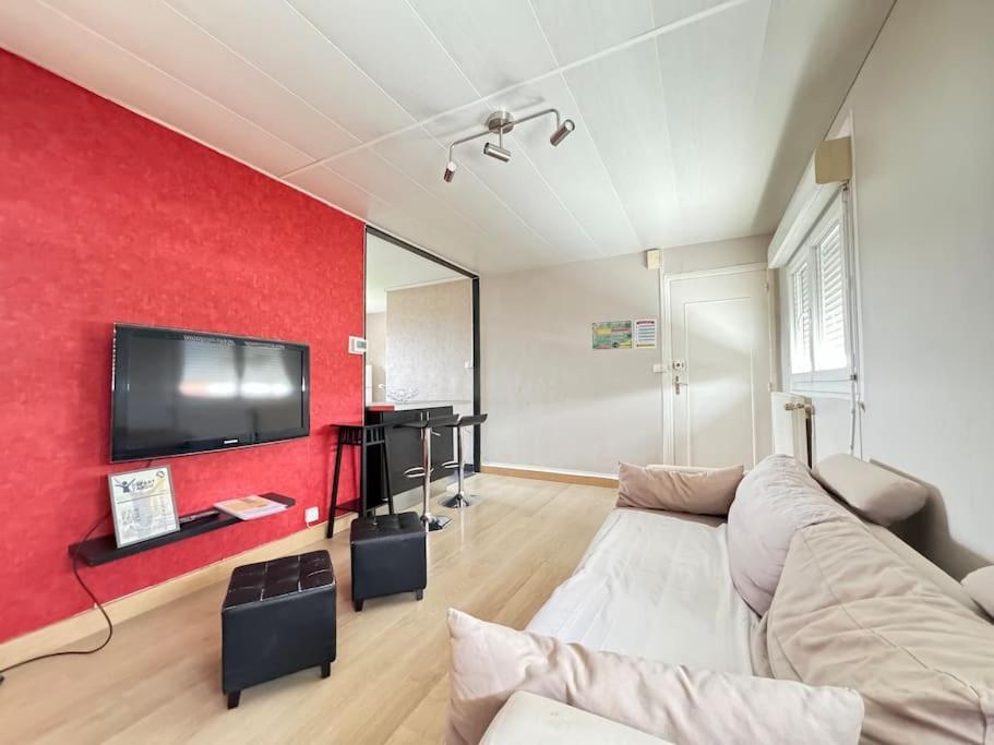 Appartement F2 Proche Axes Principaux - Claude Guichard Клермон-Феран Екстериор снимка